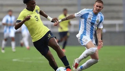 米兰体育平台-切尔西谈判引进厄瓜多尔15岁后防新星奥尔多涅斯