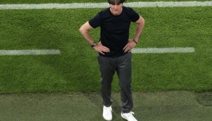 中国米兰-德尚：不要责怪三名前锋 勒夫：防死姆巴佩不可能