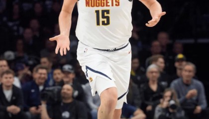 米兰体育平台-系列赛1-3落后时各队战绩为13胜285负，最近2次逆转均为掘金