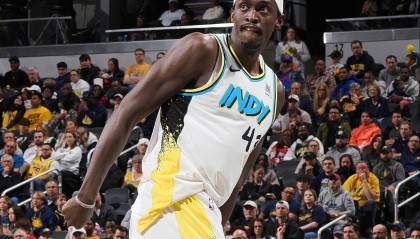 西亚卡姆晋级战砍下全场最高31分，攻防两端尽显其能