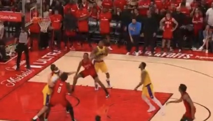 中国米兰-火湖G3裁判报告：漏吹斯马特三罚最后一罚提前进线&amp;amp;詹姆斯踩线