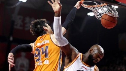 米兰体育官方-生涯第二次加冕MVP！王哲林与四年前有哪些不一样？